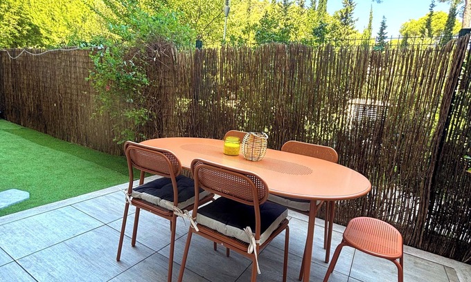 Sormiou Apartment | T3 in a green setting with terrace & garden, near Calanques beaches