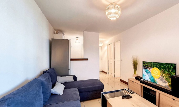 Sainte-Clotilde Centre Apartment | T3 – Kheyl Home* - 47 m² - Ste-Clotilde