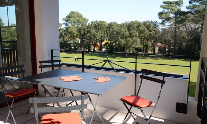 Soorts-Hossegor Apartment | T3 STANDING APARTMENT ON GOLF COURSE