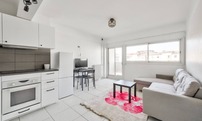 Lodi Apartment | T3 with balcony near Place Castellane