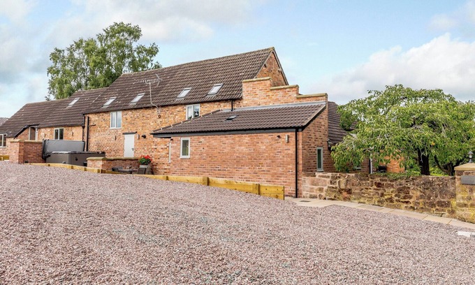 Tilston Cottage | Tadpole Cottage at Frog Hall