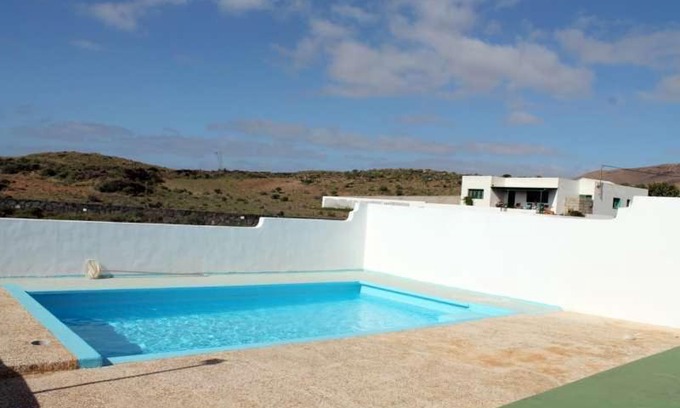 Tahiche Villa | Tahiche Villa Sleeps 2 Pool WiFi