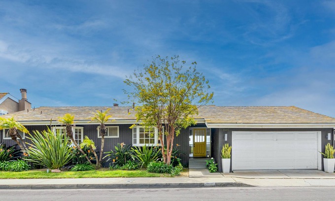 Mystic Hills House | Tahiti Paradise in Laguna Beach, PET FRIENDLY, STUNNING VIEWS, BOOK Now!