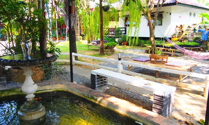 Doem Bang Hotel | Tahjeen River Home