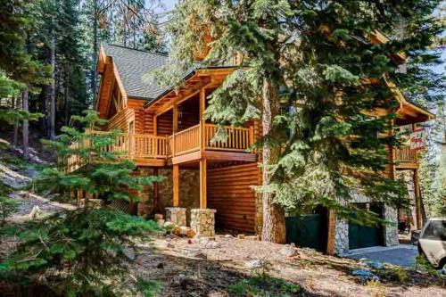 Pioneer Trail House | Tahoe Moose Lodge 1170AC
