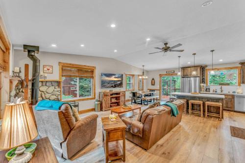 Kingswood Estates House | Tahoe Retreat with Scenic Views and Spacious Deck