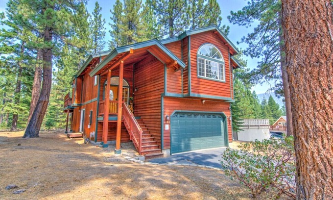 Pioneer Trail Apartment | Tahoe Tranquility - Dogs + Hot tub + Ping Pong