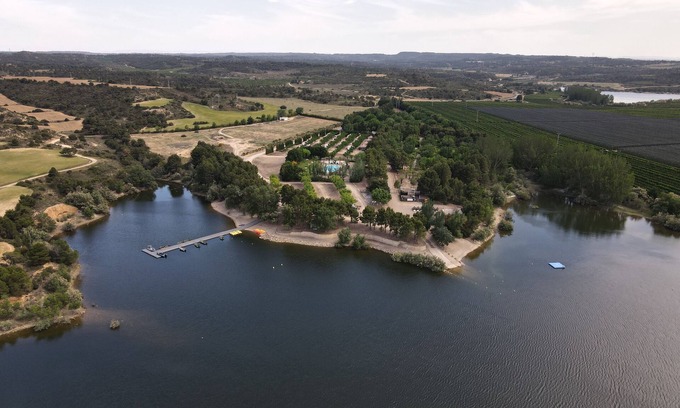 Caspe RV Rental | TAIGA Lake Caspe