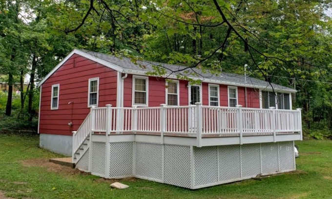West Alton House | Taigh Loch - Lake Region Retreat!