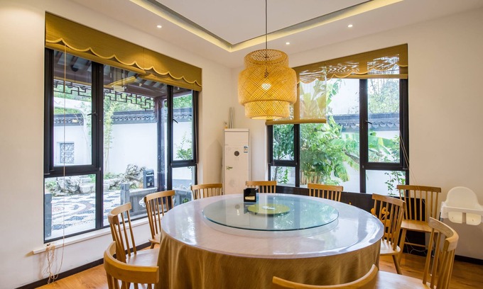 Wuzhong House | Taihu Baopu LingXia Inn