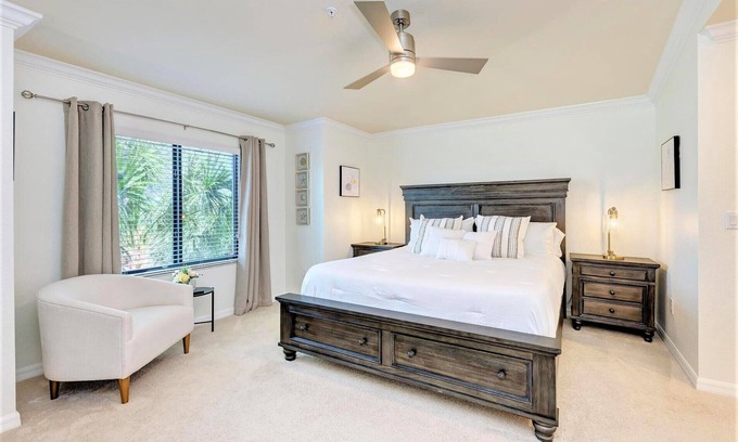 Lakewood Ranch Condo | Tailored Living - Secure, Stylish, Extended Stay