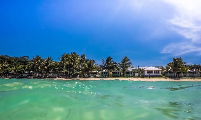 Manase Hotel | Tailua Beach Fale