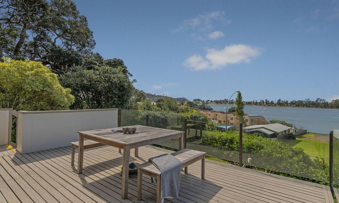 Tairua House | Tairua Harbour Views - Tairua Holiday Home