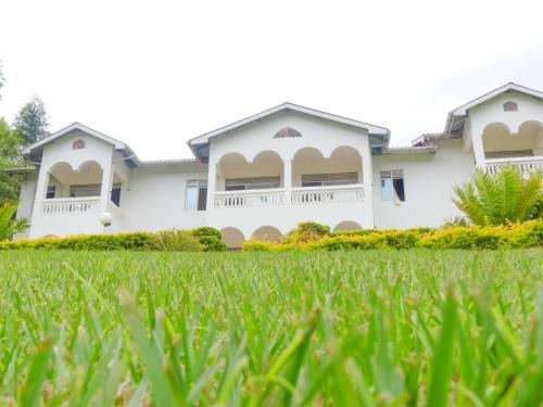 Wundanyi Hotel | Taita Rocks Hotel