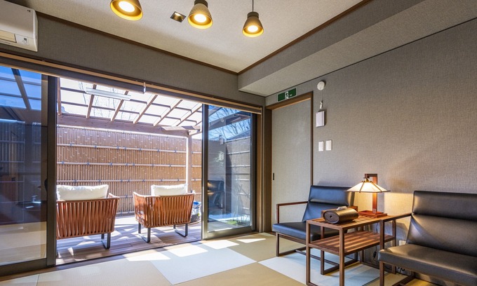Takachiho House | Takachiho Hanareno-yado Kamigakure