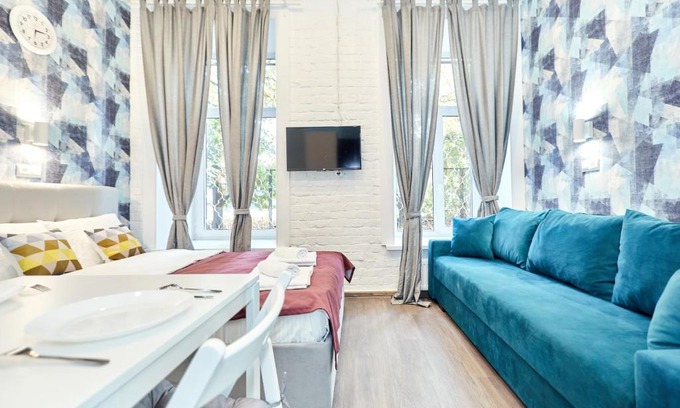 Petrogradskaya District Apartment | Takeroom Петровский