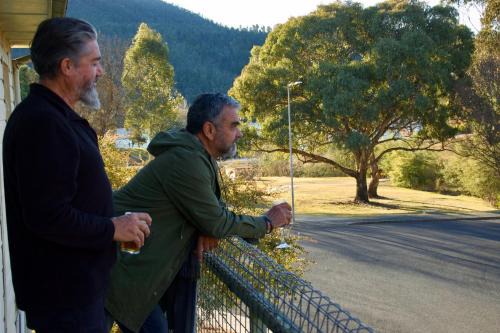 Talbingo Hotel | Talbingo Lodge - Selwyn Accommodation