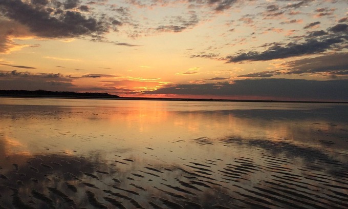 Brewster Cottage | Tales of Sunset Bay, walk from a Quiet Cottage to Brewster’s Paine Creek Beach