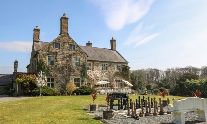 Rhyd-y-clafdy Cottage | Talhenbont Hall