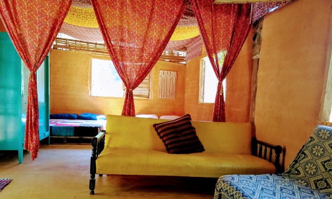 Silva Jardim House | Tall dick! Charming little house in the middle of the Golden Lion Mico Reserve