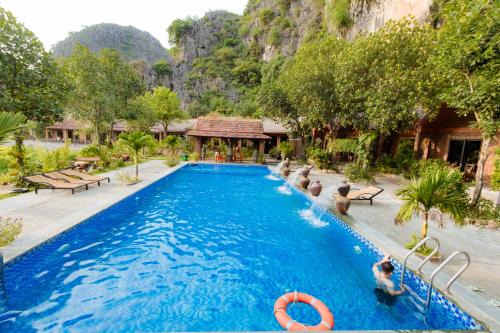 Hoa Lu House | Tam Coc Mr Loa Bungalow