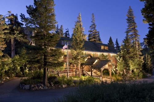Mammoth Lakes Resort | Tamarack Lodge