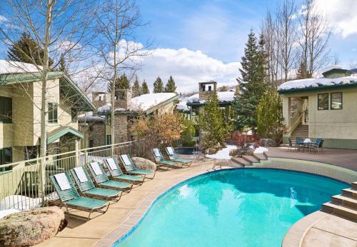 Snowmass Village Hotel | Tamarack Townhomes - CoralTree Residence Collection