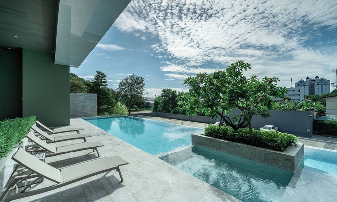 Rayong Hotel | Tamarind Garden Hotel