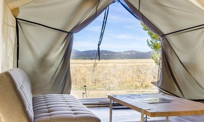 Island Park RV Rental | Tammah - Yellowstone - Glamping