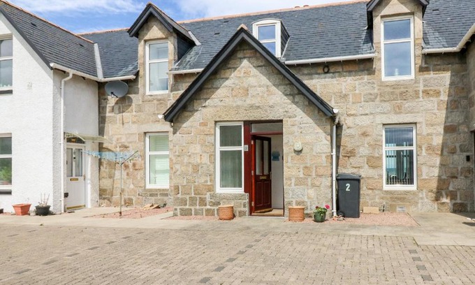 Banff House | Tammie Norrie Cottage