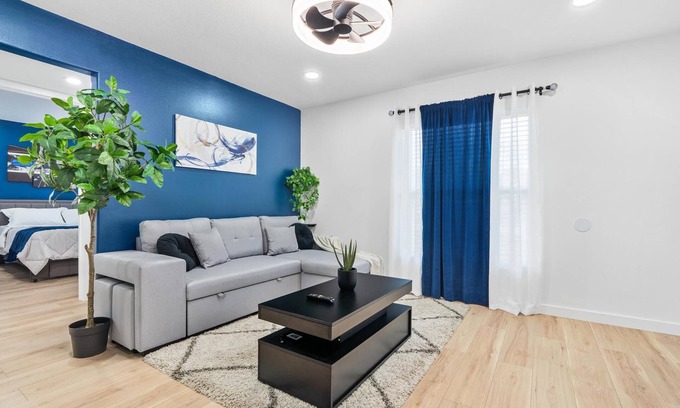 Temple Terrace Apartment | Tampa Bay Gem: 2BR Modern Apartment Hideaway