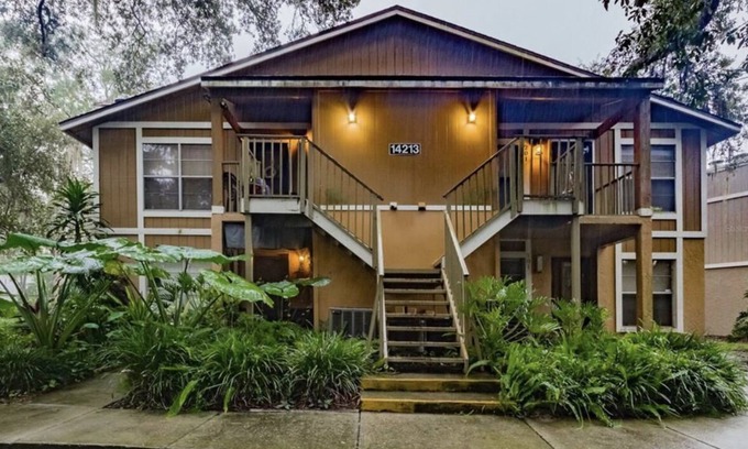 University Condo | Tampa Condo - GOLF/BUSCH GARDENS/ADVENTURE ISLAND/MOFFITT/BEACHES/DISNEY