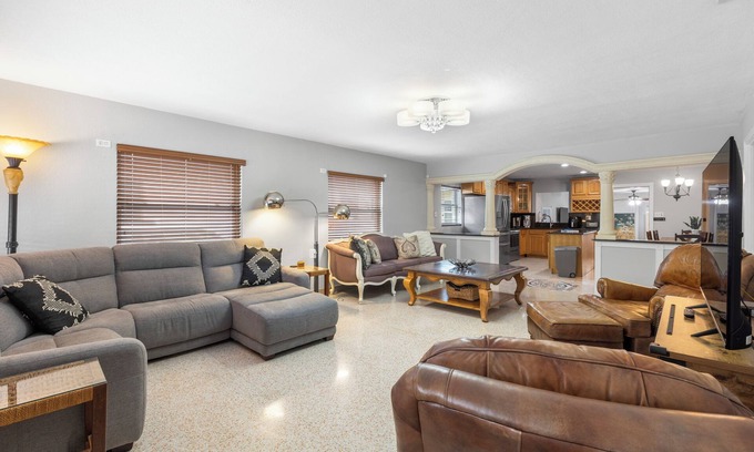 Riverside Heights House | Tampa Getaway - Sleeps 12 - Near Riverwalk & Downtown