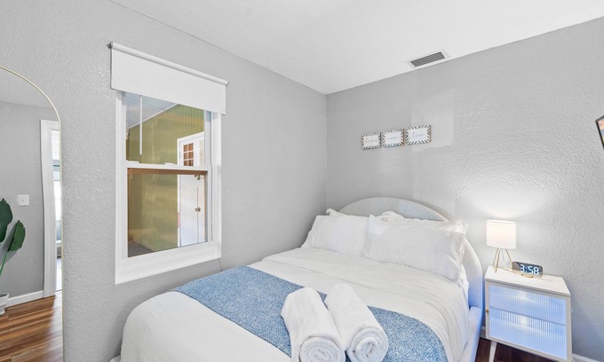 Old Seminole Heights House | Tampa Heavenly West
