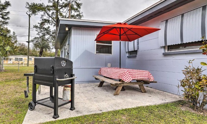 Orient Park House | Tampa Vacation Rental Near Busch Gardens!