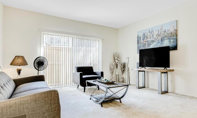 Woodlake - Briar Meadow Apartment | Tanglewilde627