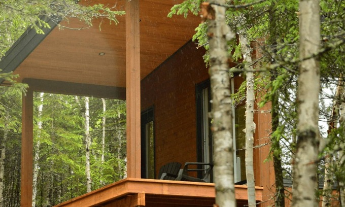 Baie-St-Paul Ski Chalet | Tanières MicroChalets Loup