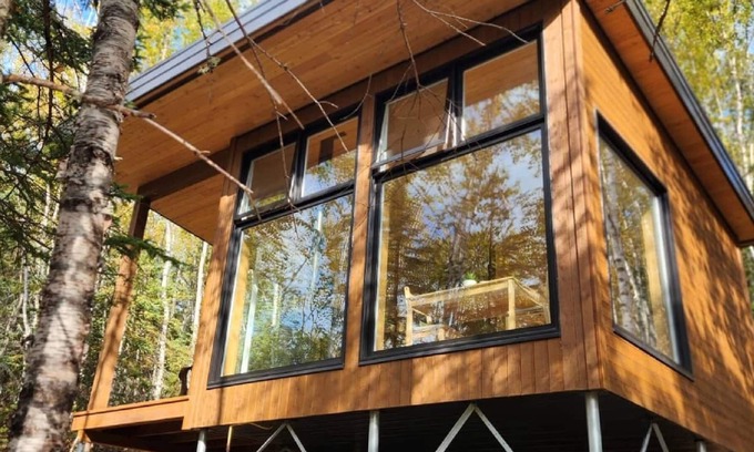 Baie-St-Paul Ski Chalet | Tanières MicroChalets Carcajou