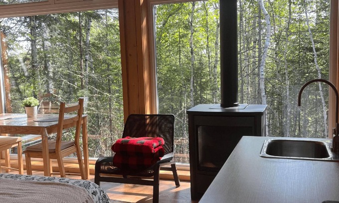 Baie-St-Paul Ski Chalet | Tanières MicroChalets Renard