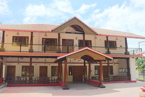 Belur Bed & Breakfast | Taniva Dani by CoffeeBeanVilla