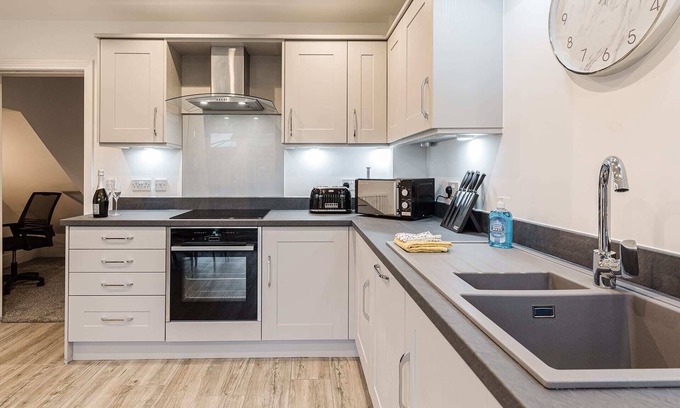 Freckleton House | Tannery House | 3 Bedrooms, Parking, Wi-Fi