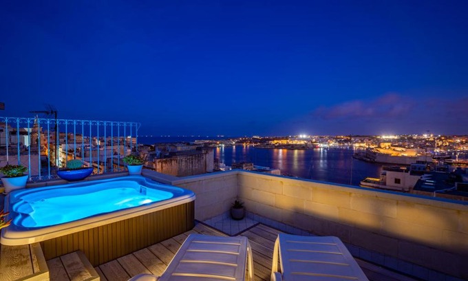 Valletta Bed & Breakfast | Tano's Boutique Guesthouse