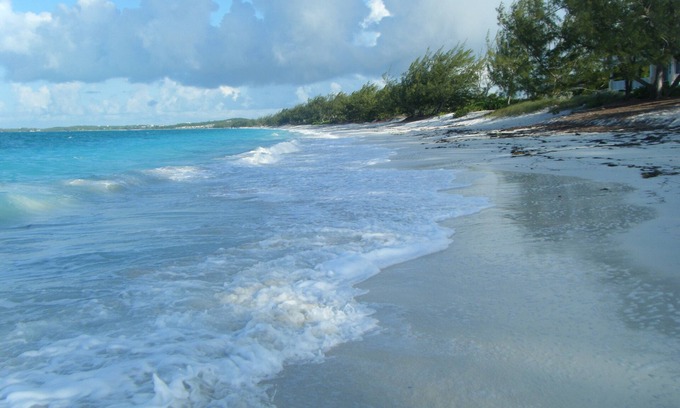 Great Exuma Villa | Tar Bay's Hidden Treasure! "The place to be"