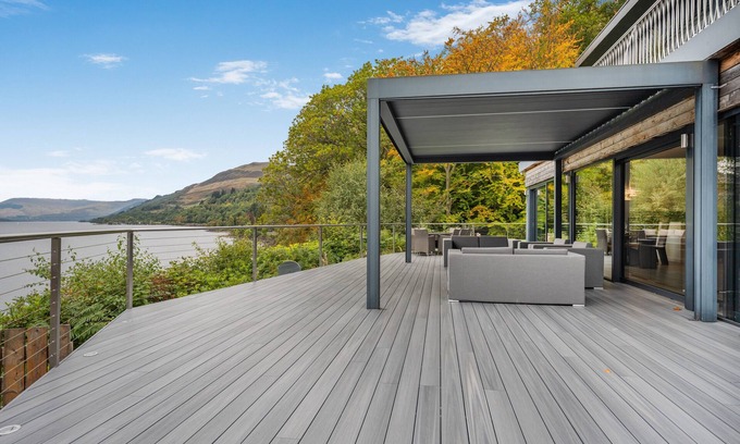 St Fillans House | Tarken House - Five Bedroom House, Sleeps 10