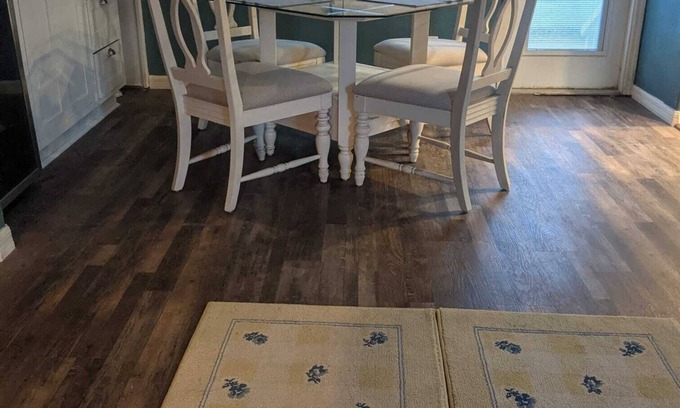 Everglades City Apartment | Tarpon Tavern at Glades Villas-One bedroom Apartment