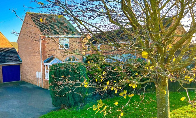 Boston House | Taylor Close Holiday Home