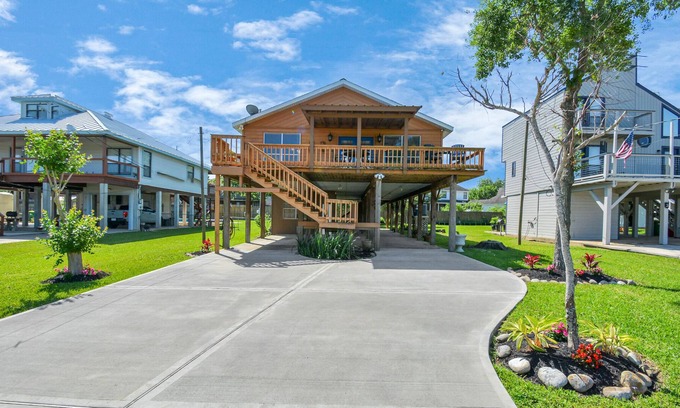 El Lago House | Taylor.Lake.View