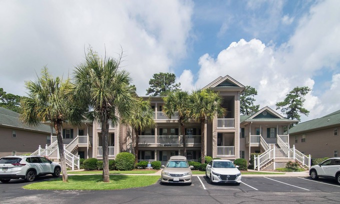 Pawleys Island Condo | *TB 3J * True Blue 3rd floor Condo Close to Pawleys Island Great view