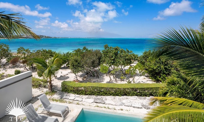 Providenciales House | TC Villas -Ocean Edge -Walk to Live Reef, Restaurants, and More
