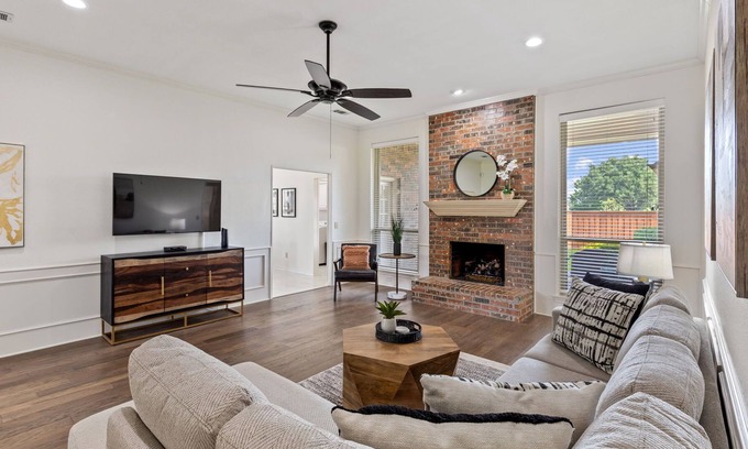 Northeast Carrollton House | TCH - 4BR/2.5BA Home in Carrollton - A